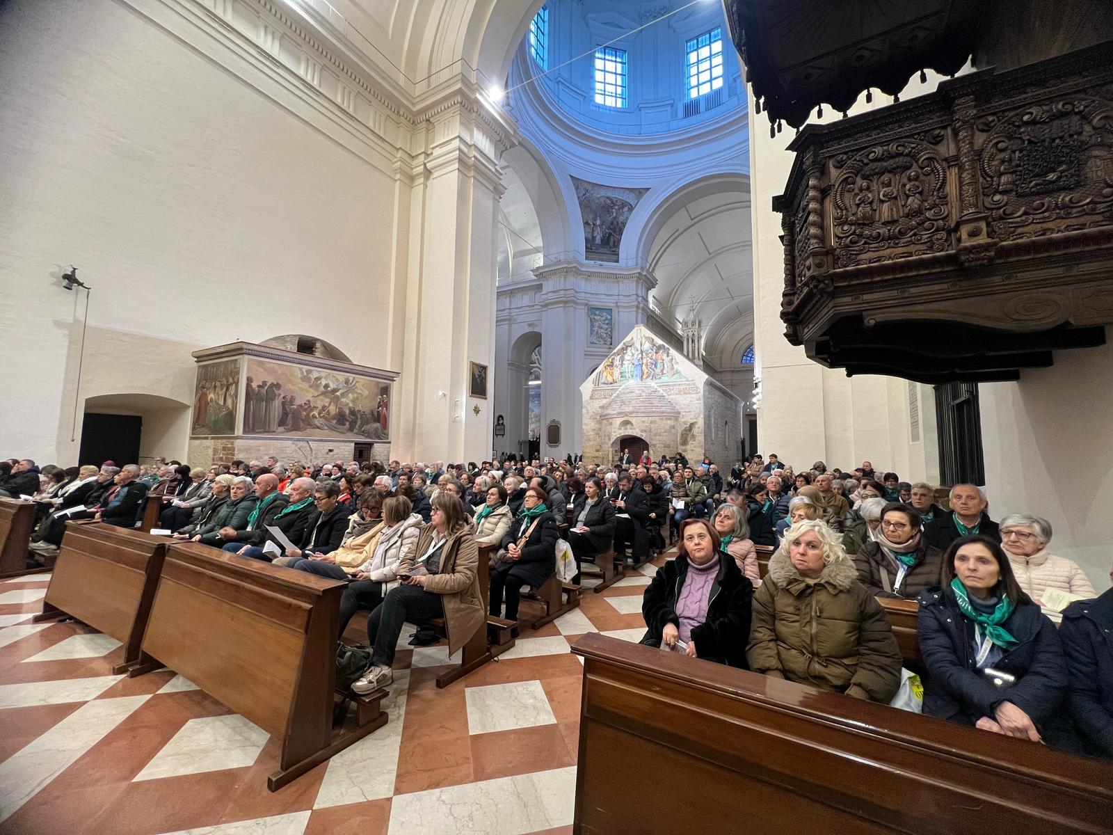 13Pellegrinaggio Assisi Novara_